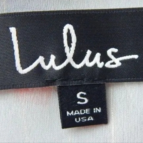 Lulu's Evie Floral Wrap Top - Picture 3 of 5